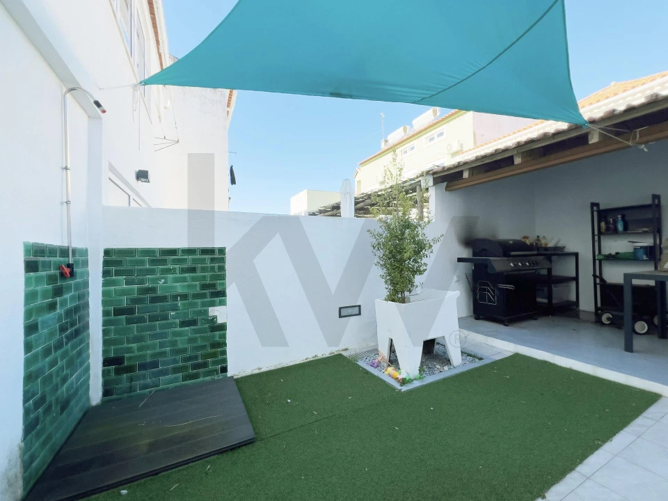 Apartamento T4 para Venda em Romeira e Várzea Foto 25