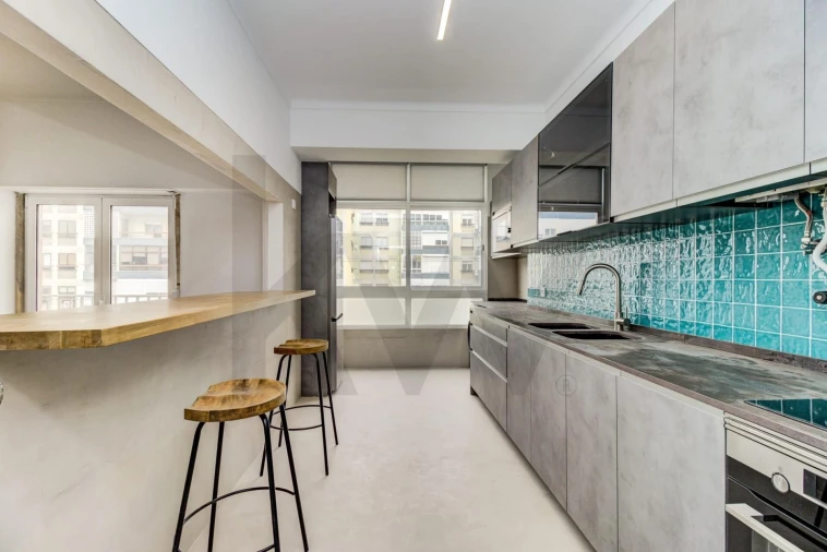 Apartamento T2 para Arrendamento em Carnaxide e Queijas Foto 12