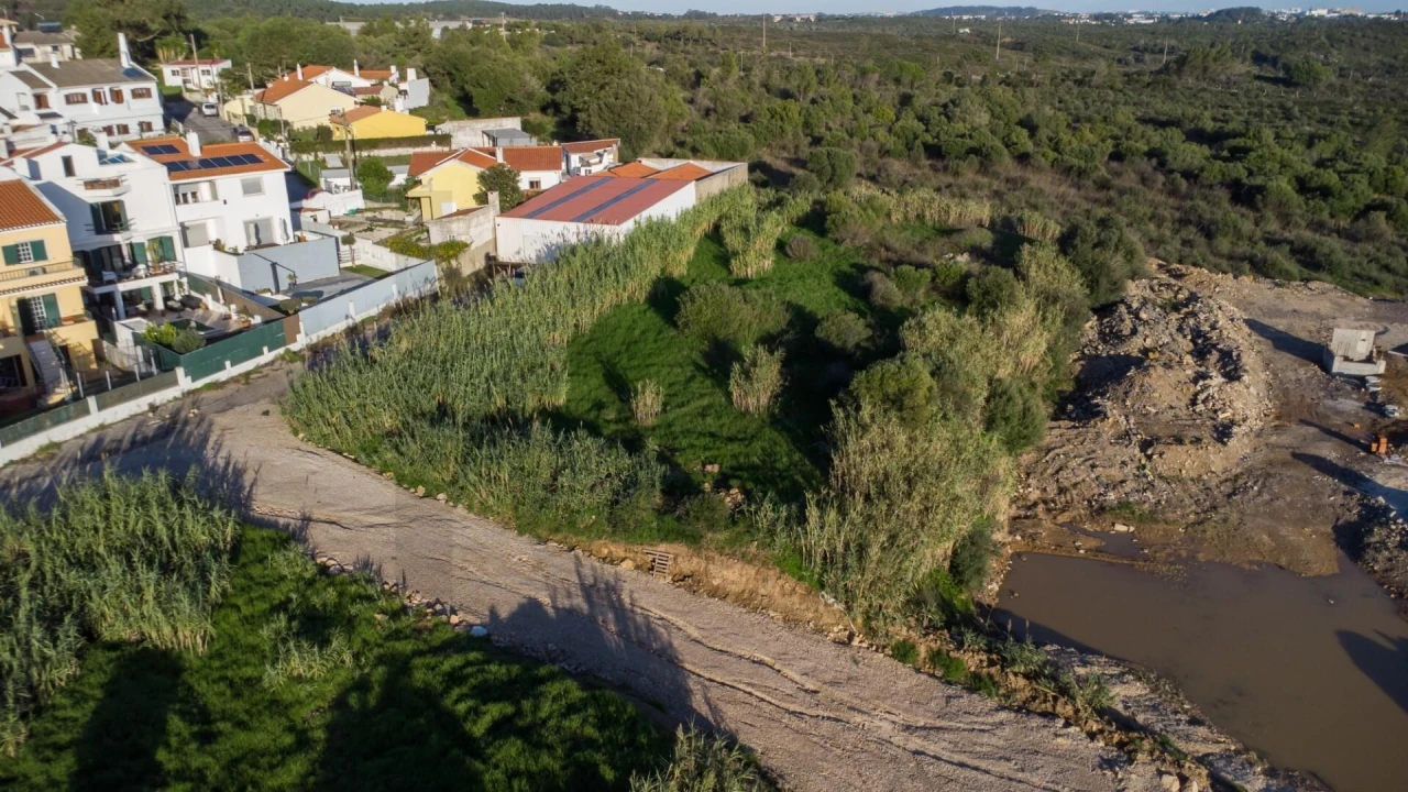 Terreno para Venda em Alcabideche Foto 6