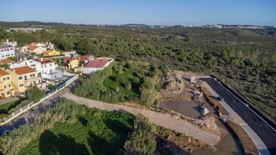 Terreno para Venda em Alcabideche Foto 2