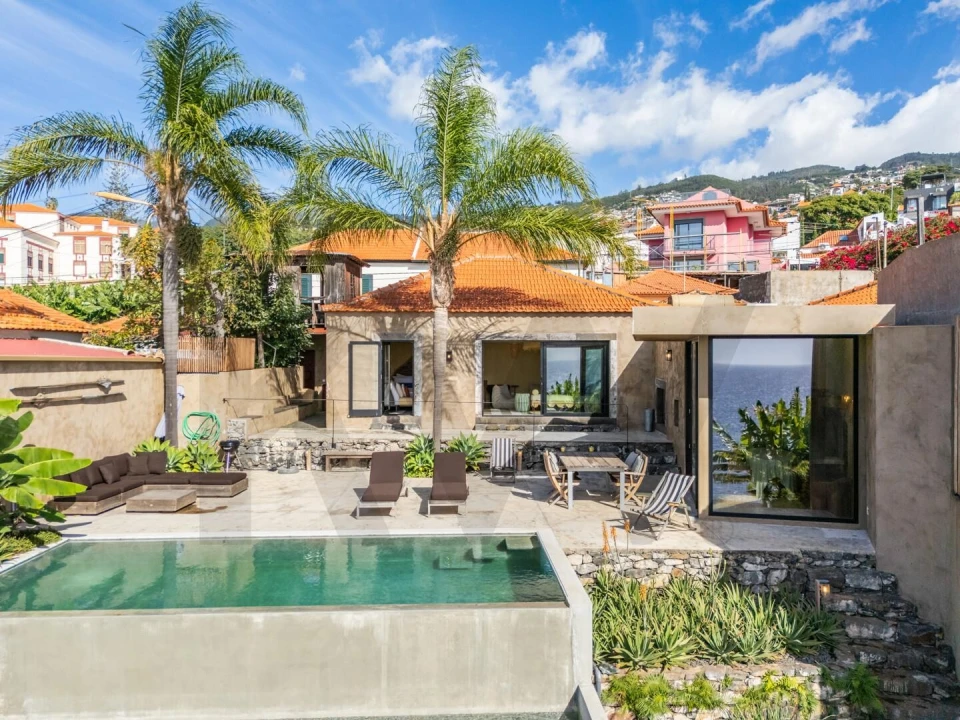 Moradia T2 para Venda em Funchal (Santa Maria Maior) Foto 2