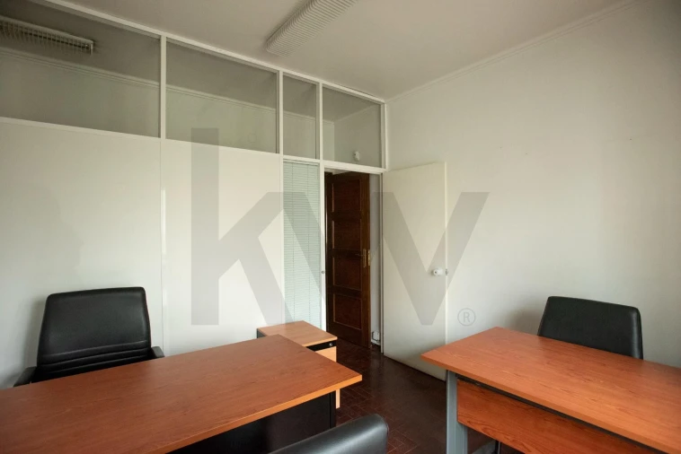 Escritório para Arrendamento em Arroios Foto 9