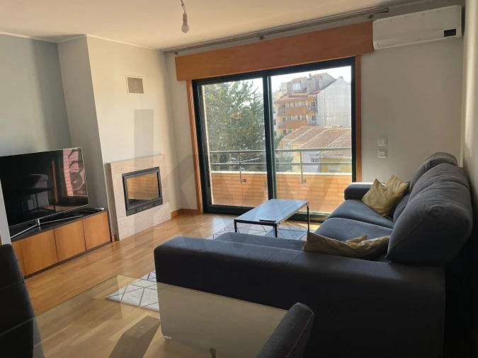 Apartamento T2 para Arrendamento em Bonfim Foto 4