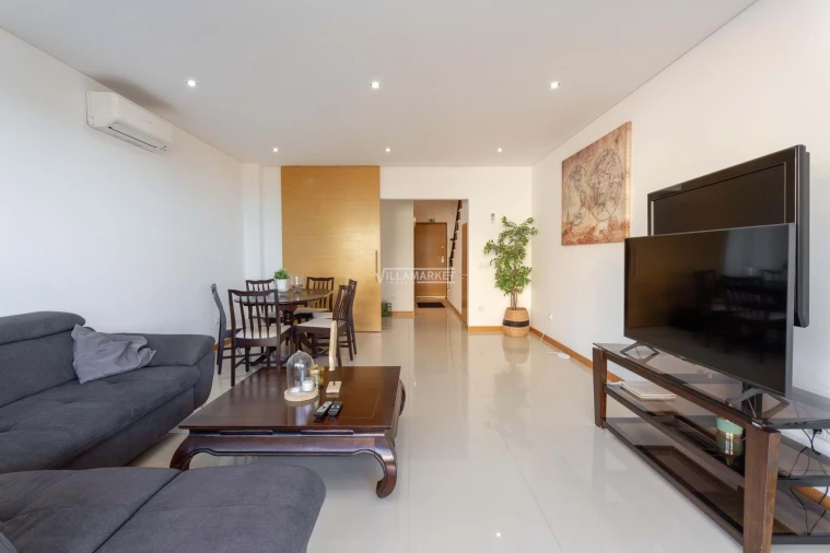 Moradia T2 para Venda em Albufeira e Olhos de Água Foto 8