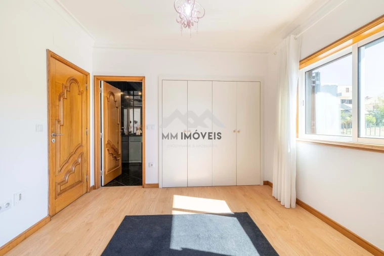 Moradia T5 para Venda em Gondomar (São Cosme), Valbom e Jovim Foto 25