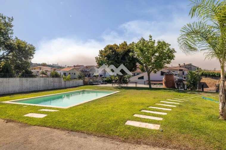 Moradia T5 para Venda em Gondomar (São Cosme), Valbom e Jovim Foto 3