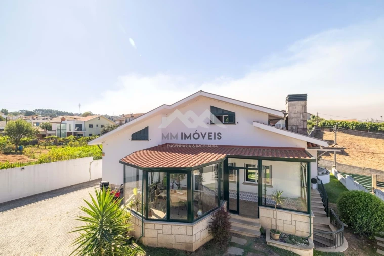 Moradia T5 para Venda em Gondomar (São Cosme), Valbom e Jovim Foto 20