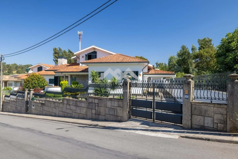 Moradia T5 para Venda em Gondomar (São Cosme), Valbom e Jovim Foto 70