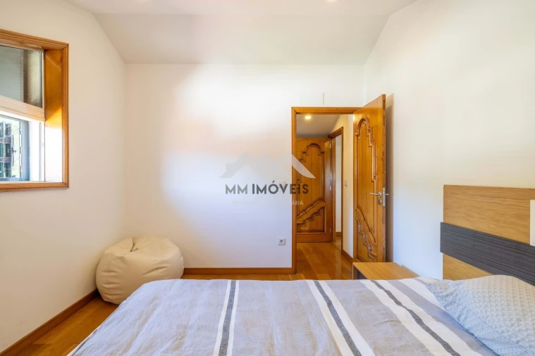 Moradia T5 para Venda em Gondomar (São Cosme), Valbom e Jovim Foto 28