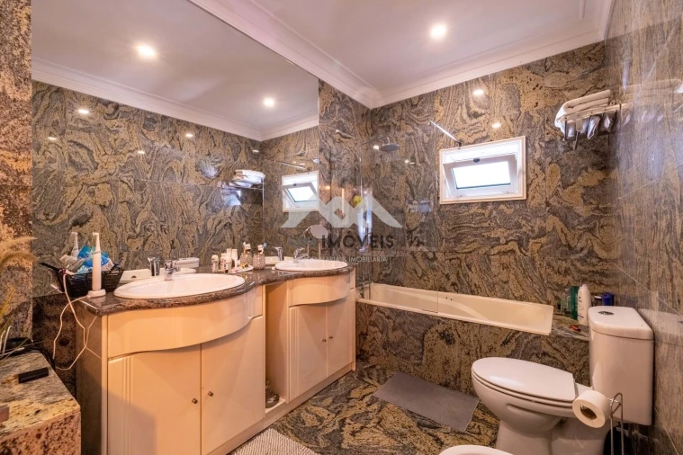 Moradia T5 para Venda em Gondomar (São Cosme), Valbom e Jovim Foto 45