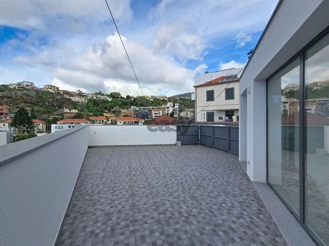 Moradia T2 para Arrendamento em Imaculado Coração de Maria Foto 9