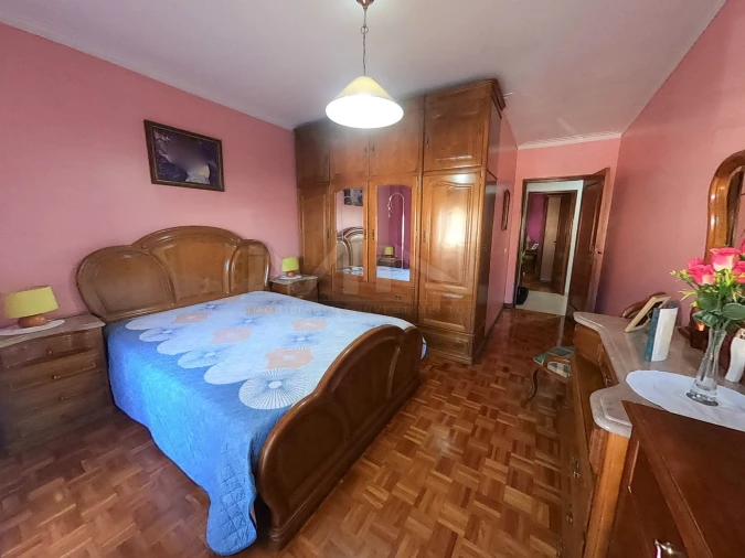 Apartamento T3 para Venda em Fânzeres e São Pedro da Cova Foto 33