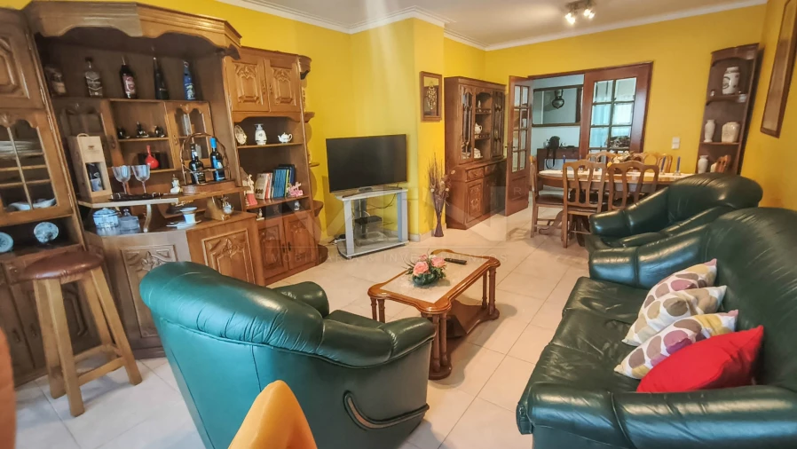 Apartamento T3 para Venda em Fânzeres e São Pedro da Cova Foto 7