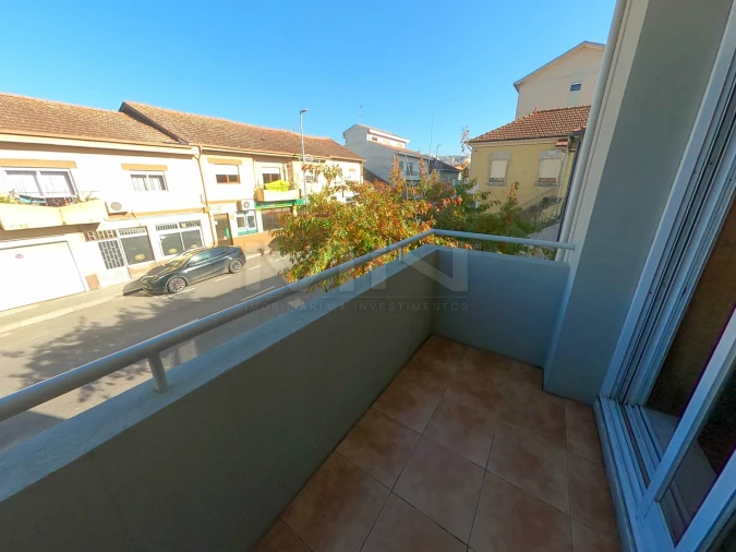 Apartamento T3 para Venda em Fânzeres e São Pedro da Cova Foto 35