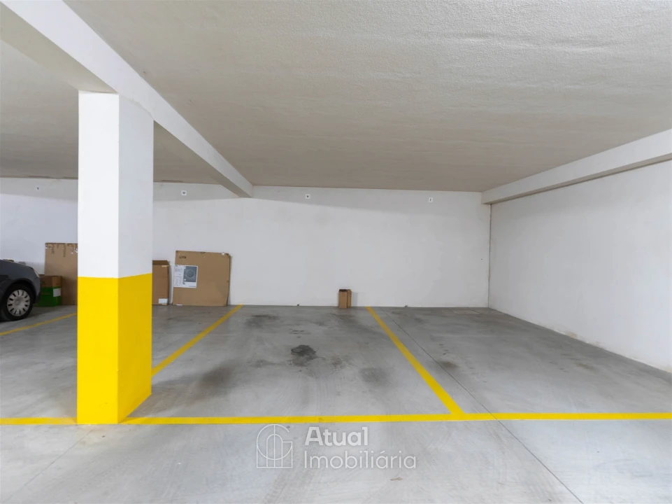 Apartamento T1 para Venda em Ponte Foto 24