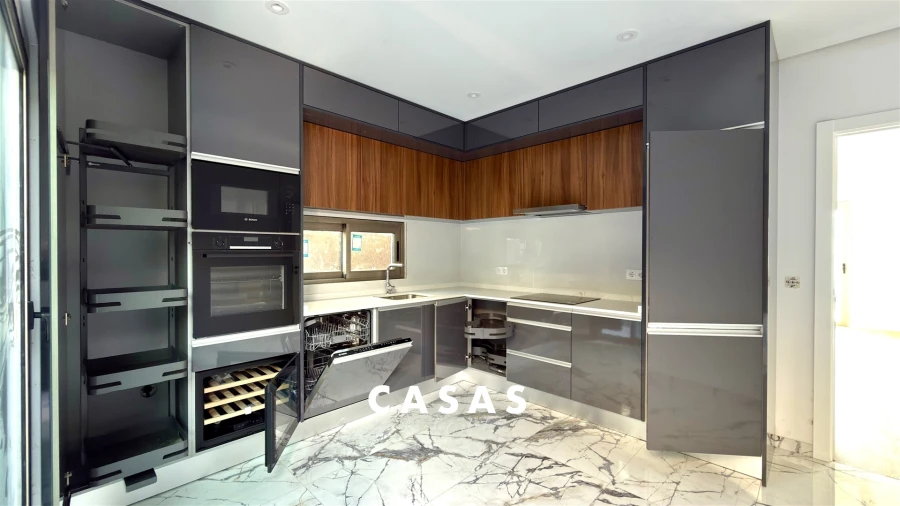 Moradia T3 para Venda em Santa Cruz Foto 10