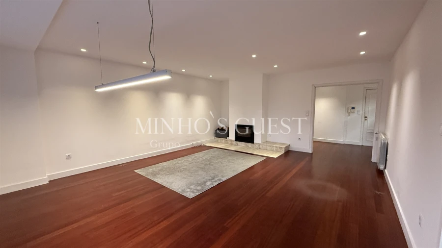 Apartamento T3 para Arrendamento em São Vitor (Braga) Foto 1