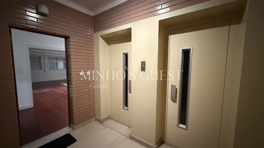 Apartamento T3 para Arrendamento em São Vitor (Braga) Foto 19