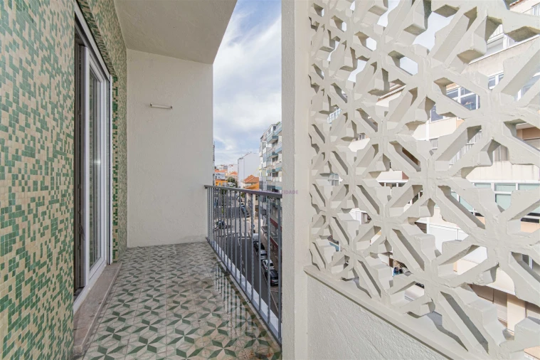 Apartamento T2 para Venda em Almada, Cova da Piedade, Pragal e Cacilhas Foto 7