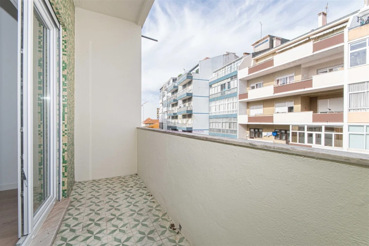 Apartamento T2 para Venda em Almada, Cova da Piedade, Pragal e Cacilhas Foto 18