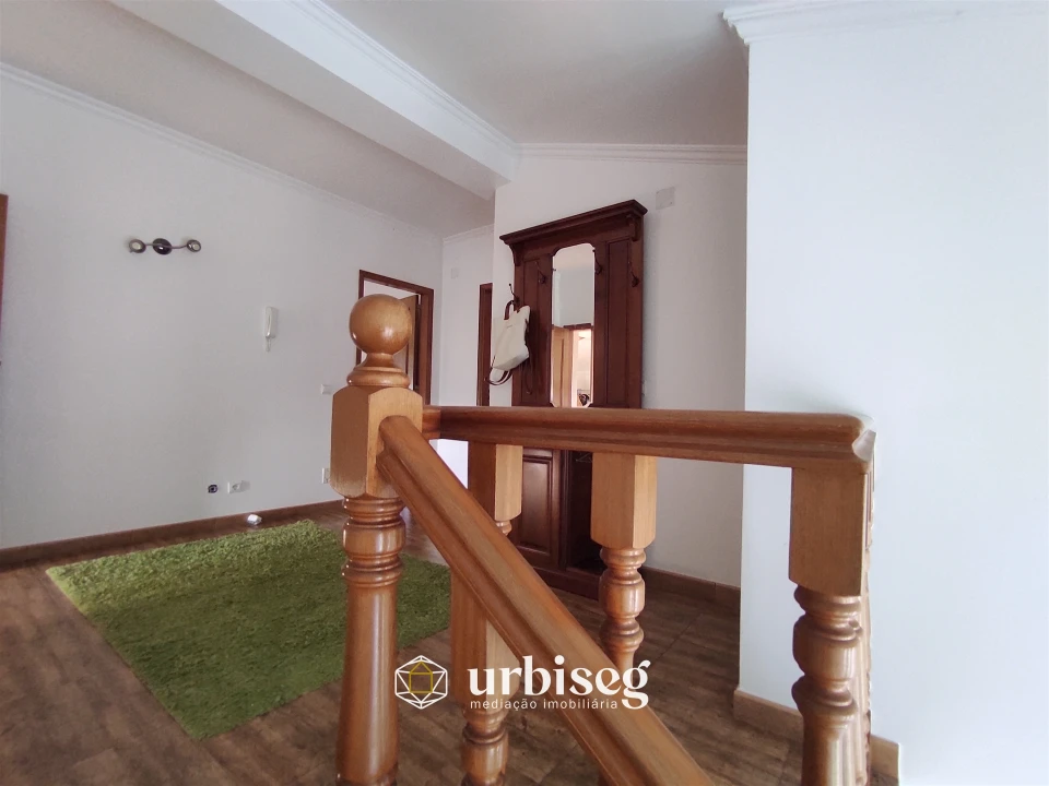 Moradia T4 para Venda em Tavarede Foto 27