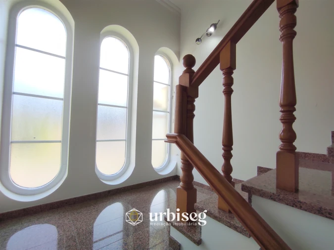 Moradia T4 para Venda em Tavarede Foto 25