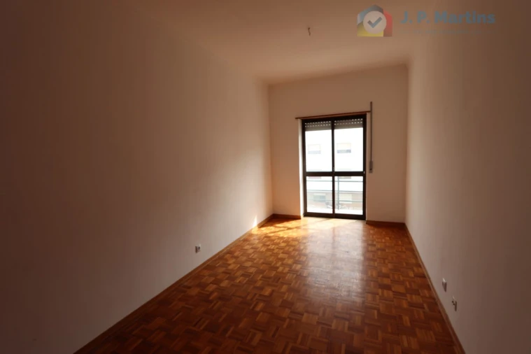 Apartamento T2 para Venda em Seixal, Arrentela e Aldeia de Paio Pires Foto 9