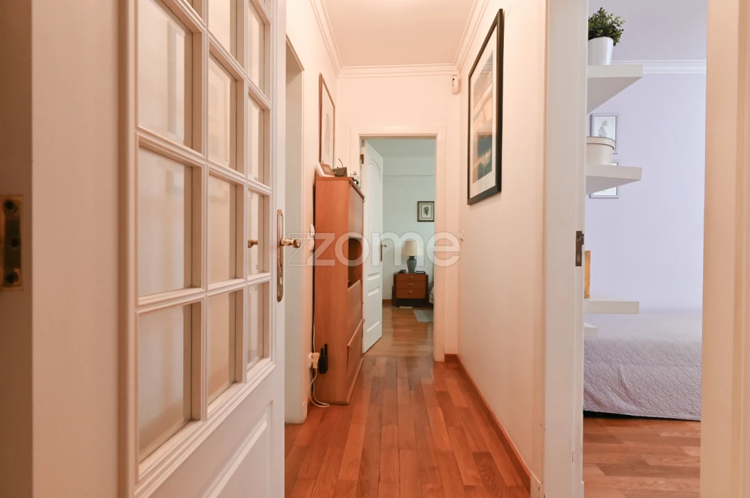 Apartamento T5 para Venda em Oeiras e São Julião da Barra, Paço de Arcos e Caxias Foto 4