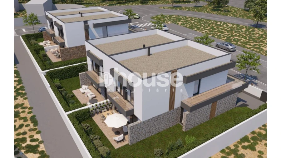 Moradia T3 para Venda em Aguas Santas Foto 2