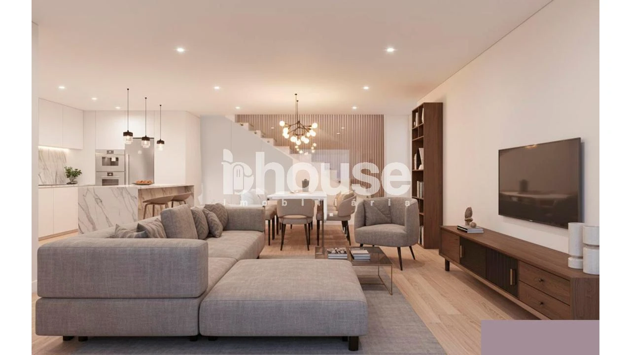 Moradia T3 para Venda em Aguas Santas Foto 4