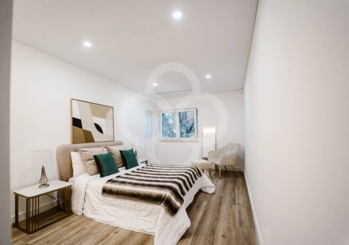 Moradia T4 para Venda em Charneca de Caparica e Sobreda Foto 24