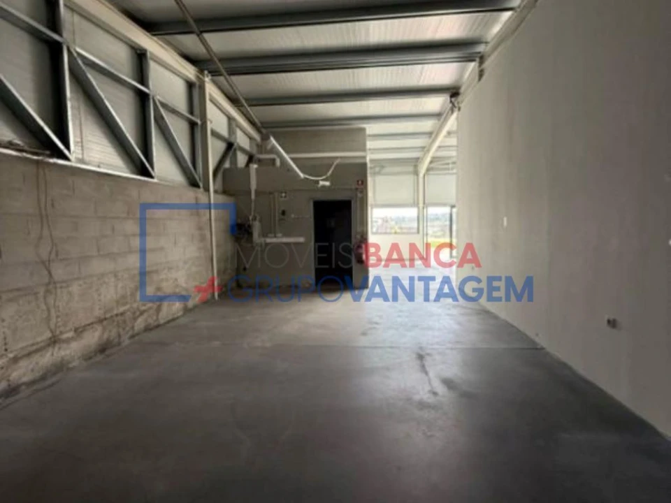 Armazém para Venda em Vila Franca das Naves e Feital Foto 8