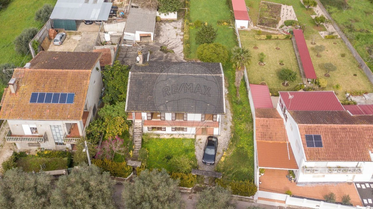 Moradia T3 para Venda em Cernache Foto 2