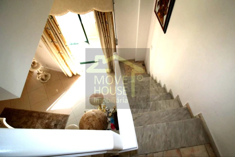 Apartamento T2 para Venda em Queluz e Belas Foto 23