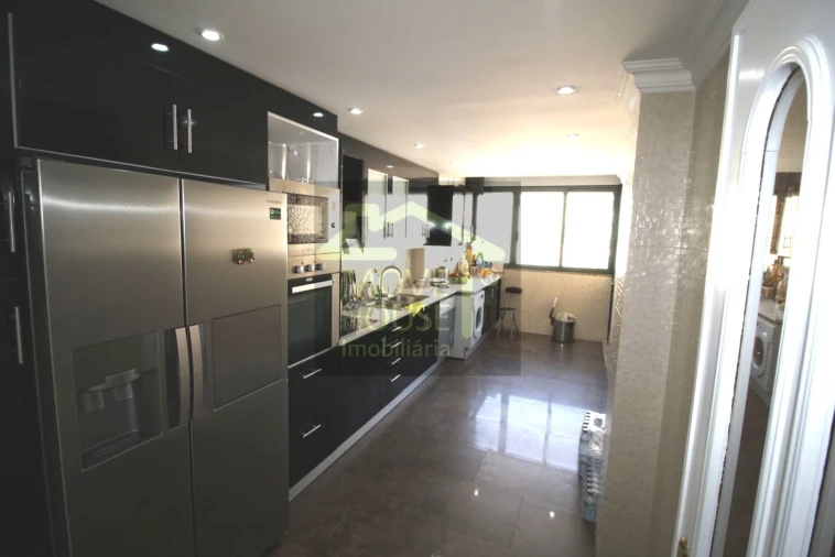 Apartamento T2 para Venda em Queluz e Belas Foto 28