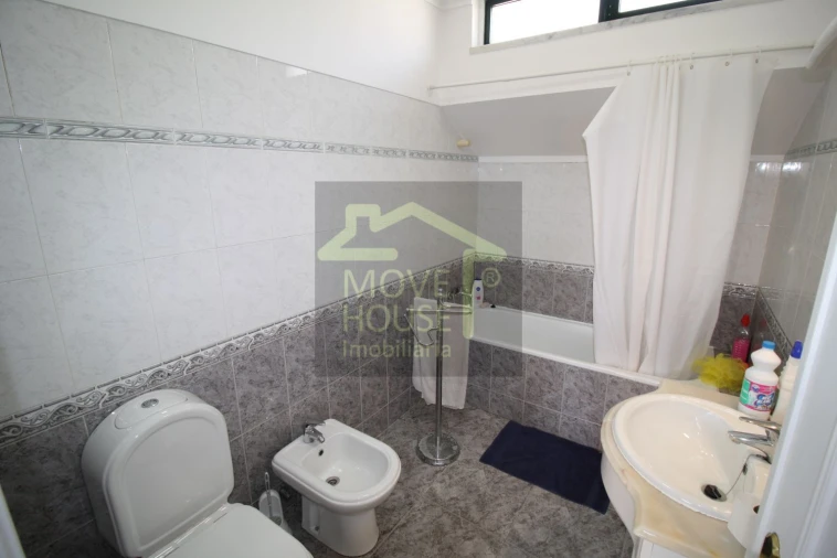 Apartamento T2 para Venda em Queluz e Belas Foto 11