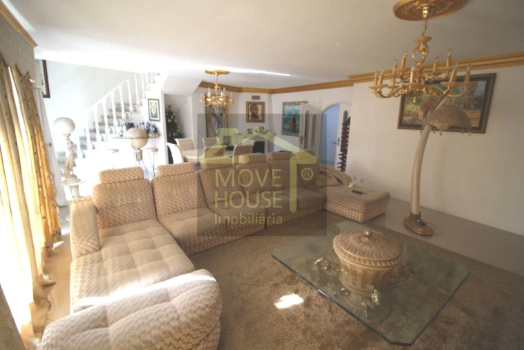 Apartamento T2 para Venda em Queluz e Belas Foto 5