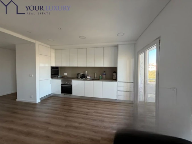 Apartamento T2 para Venda em Carcavelos e Parede Foto 4