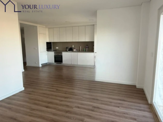 Apartamento T2 para Venda em Carcavelos e Parede Foto 9