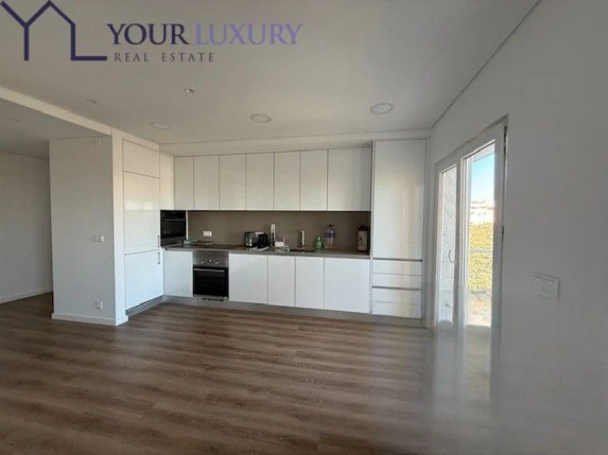 Apartamento T2 para Venda em Carcavelos e Parede Foto 2