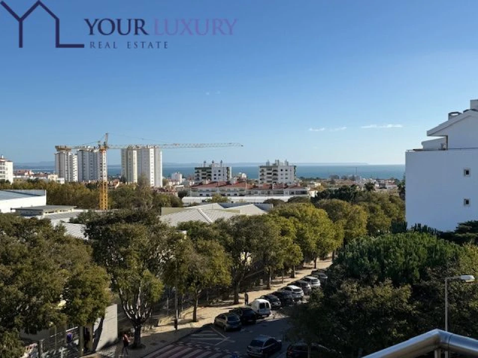 Apartamento T2 para Venda em Carcavelos e Parede Foto 1