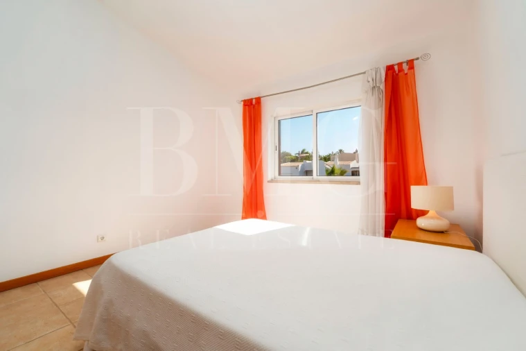 Moradia T3 para Venda em Quarteira Foto 14