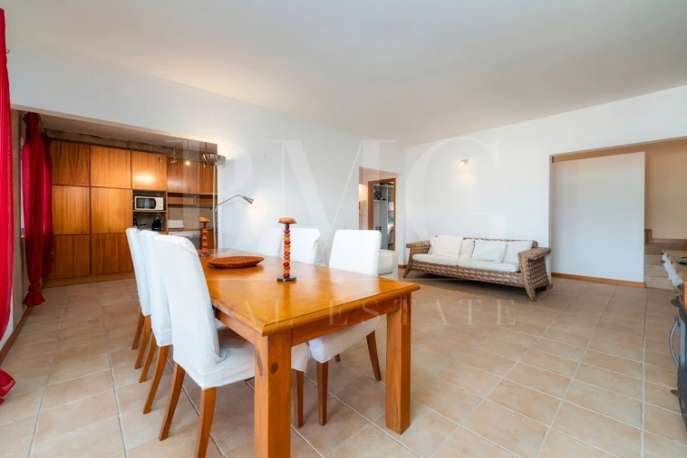 Moradia T3 para Venda em Quarteira Foto 7