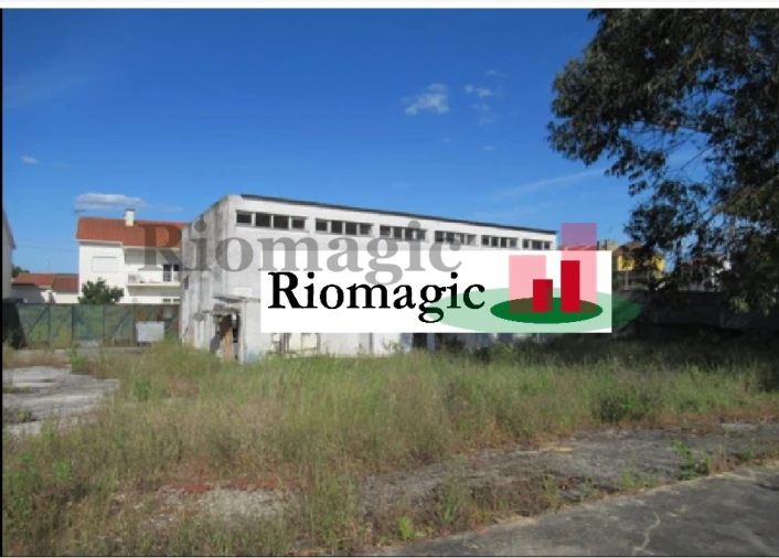 Armazém para Venda em Abrantes (São Vicente e São João) e Alferrarede