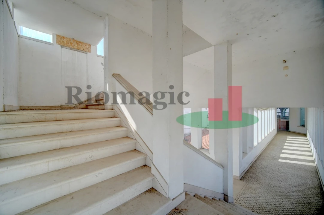 Moradia T5 para Venda em Almeirim Foto 21