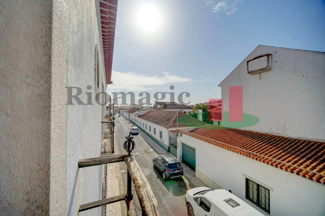 Moradia T5 para Venda em Almeirim Foto 29