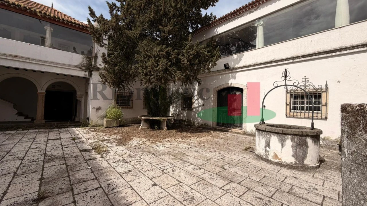 Moradia T5 para Venda em Almeirim Foto 66