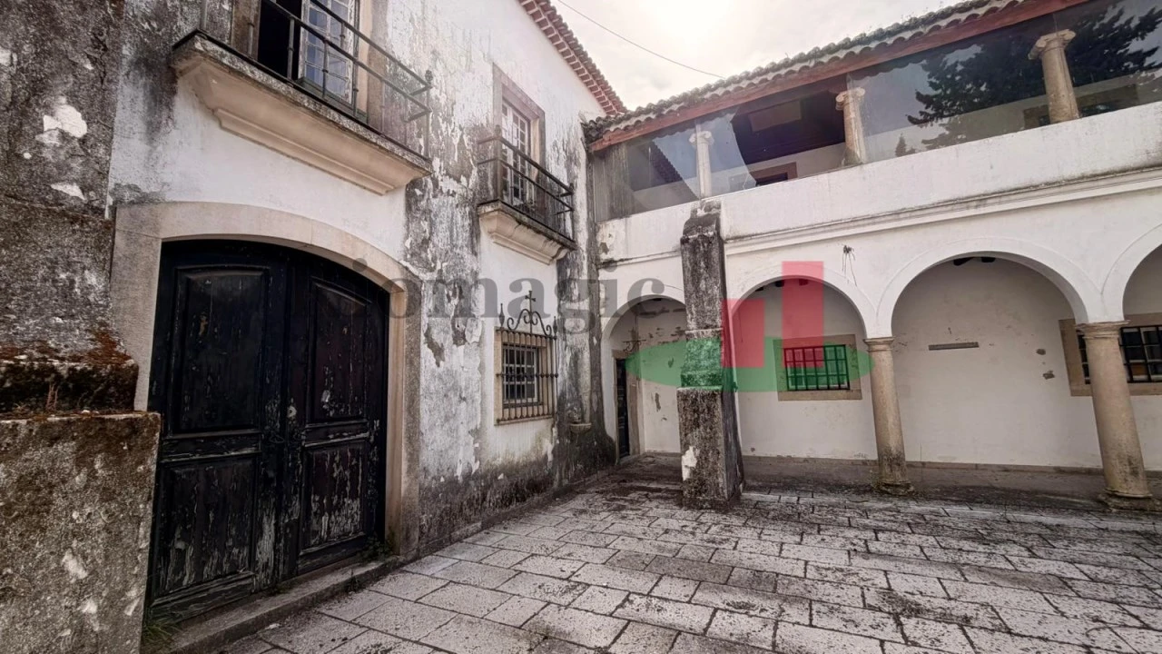 Moradia T5 para Venda em Almeirim Foto 122