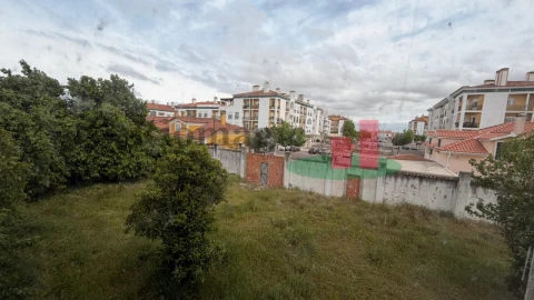 Moradia T5 para Venda em Almeirim