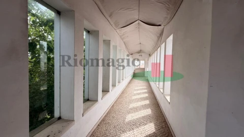 Moradia T5 para Venda em Almeirim